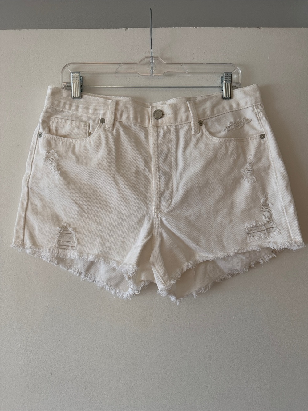 BLANKNYC White Distressed Denim Shorts High Rise Button Fly Raw Hem Size 31